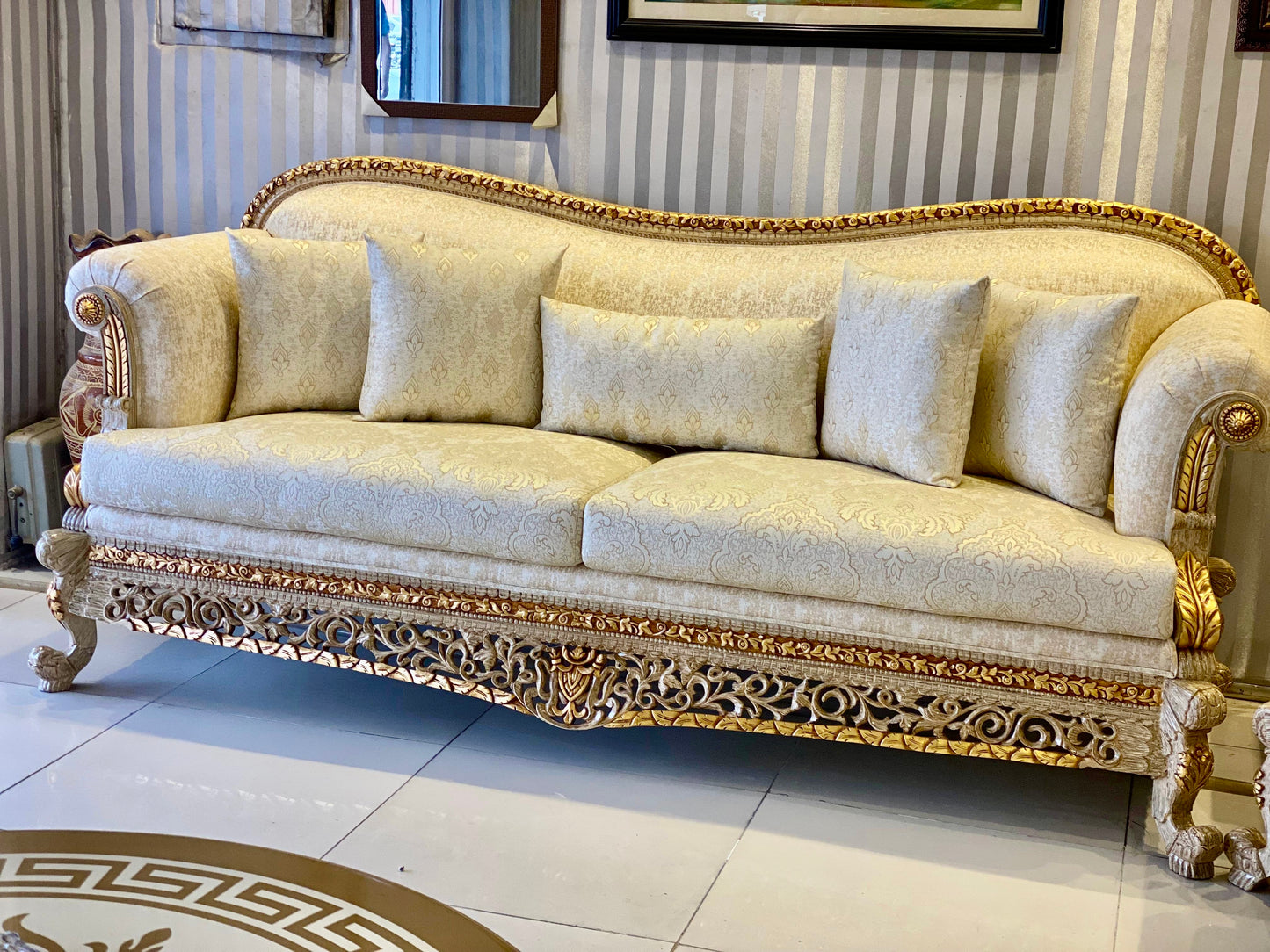 Royal Radiant Carved 6 Seater Sofa | Maximizes Seating