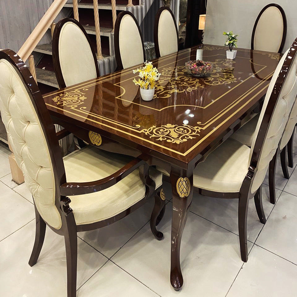 Luxurious Dining Table | Unite Family & Friends In Style